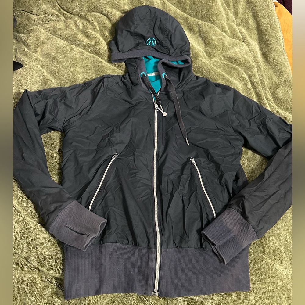 Lulemon running reversable jacket 10